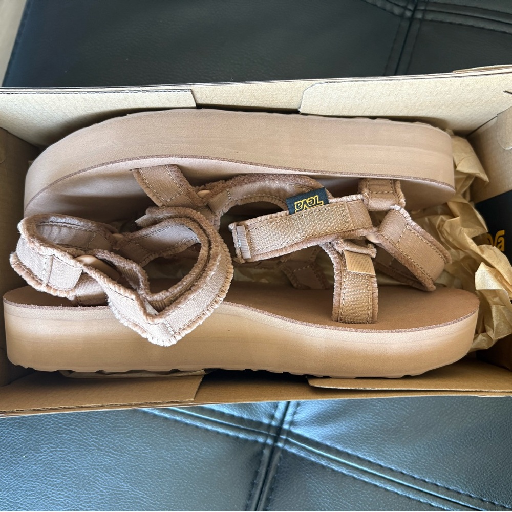 Teva Sandals - Tan
